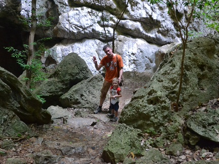 Prayanakhon Cave 003