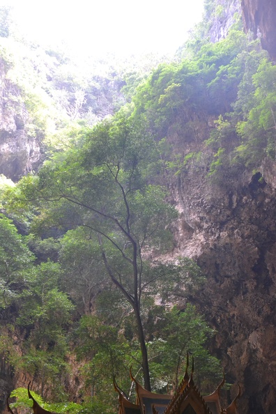 Prayanakhon Cave 010